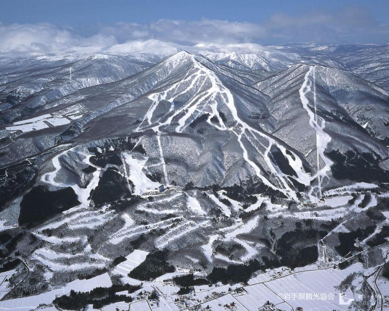 竹あかりの宿 加賀助 Shizukuishi Екстер'єр фото